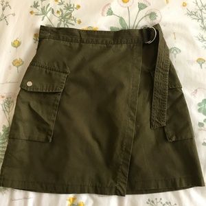 Utility wrap skirt